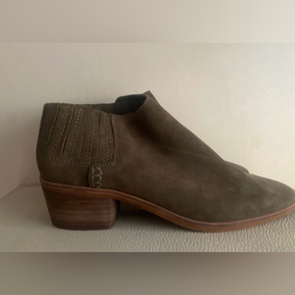 New Never Worn Dolce Vita Keiton Dark Moss Suede Boot 8.5